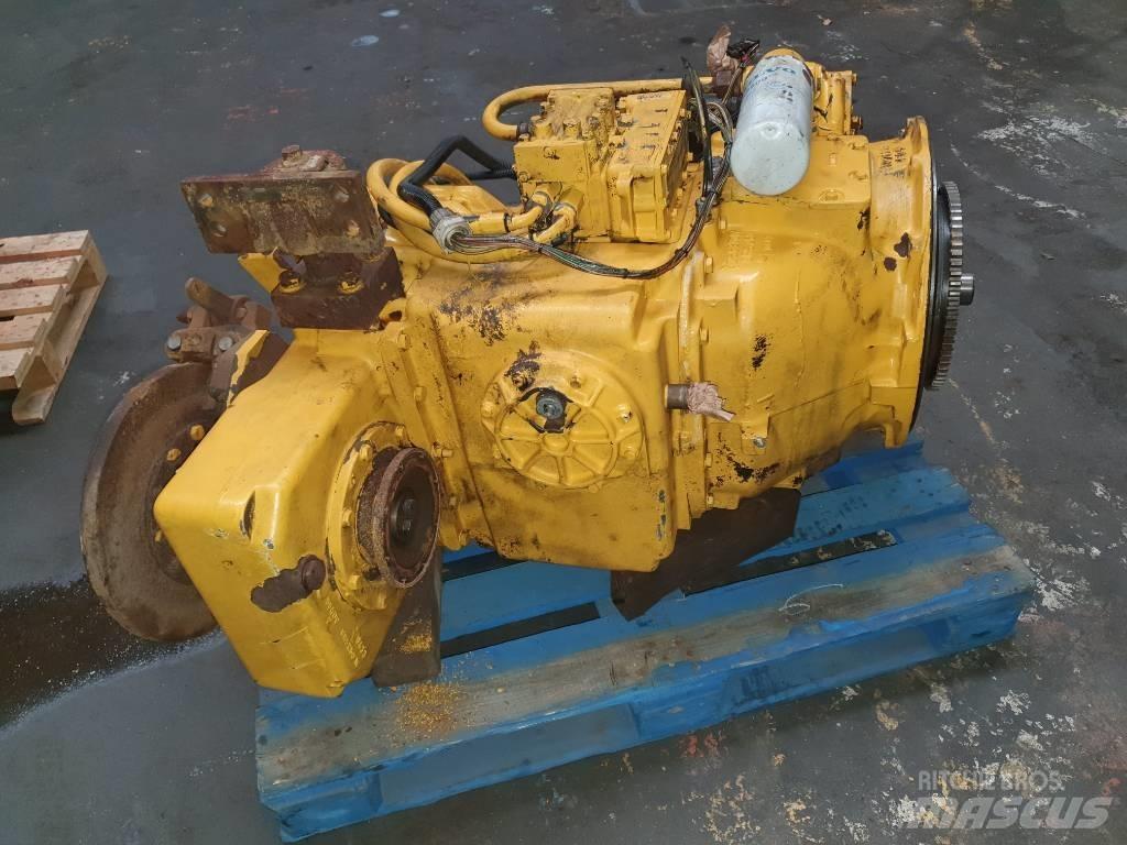 Volvo L90D Предаване