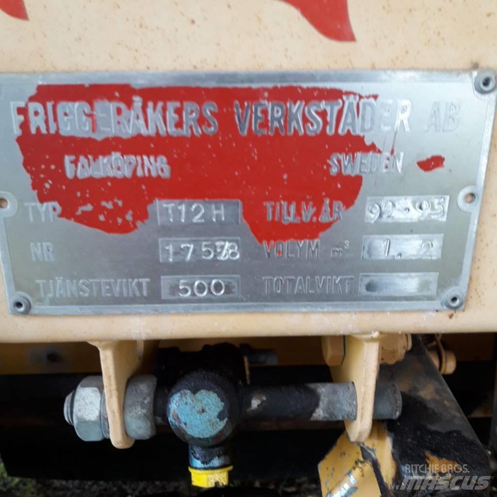 Falköping T12H Разстилачки на пясък и сол