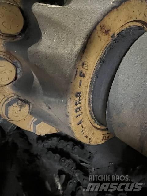 CAT 385 B Хидравлични