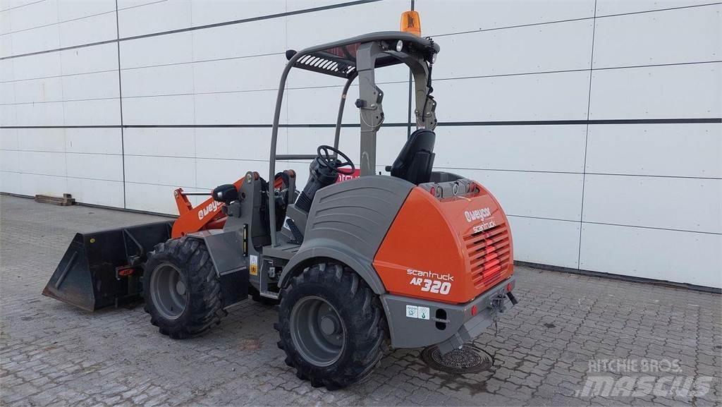 Weycor AR320 Agrar Многофункционални товарачи