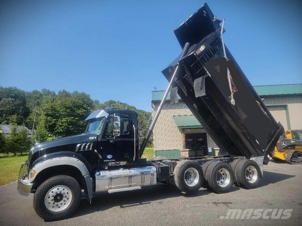 Mack Granite GU 713 Самосвал