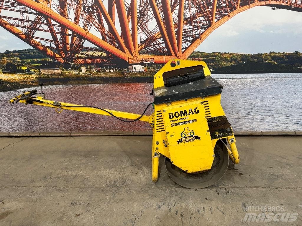 Bomag BW 71 E-2 Еднобарабанни ролки
