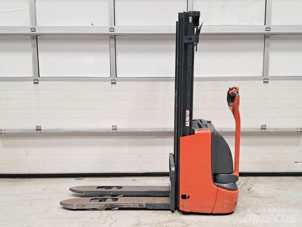 Linde L10 Колички високоповдигачи с теглич