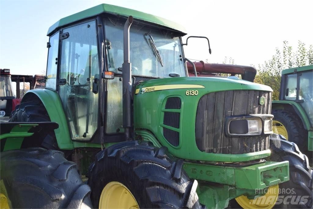 John Deere 6130 Трактори