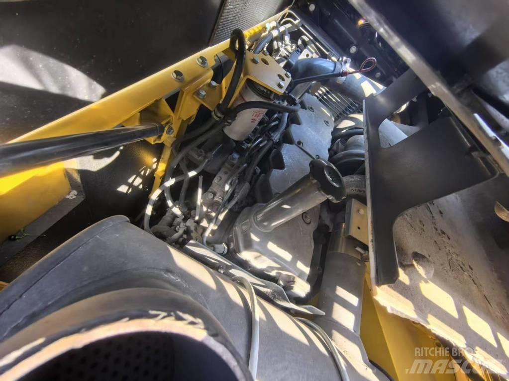 Komatsu PC 220-8 Верижен екскаватор