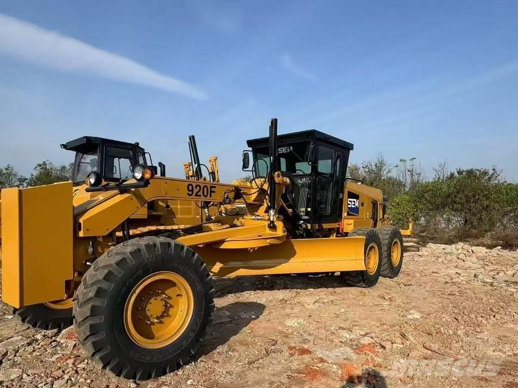 SEM 919 Грейдери