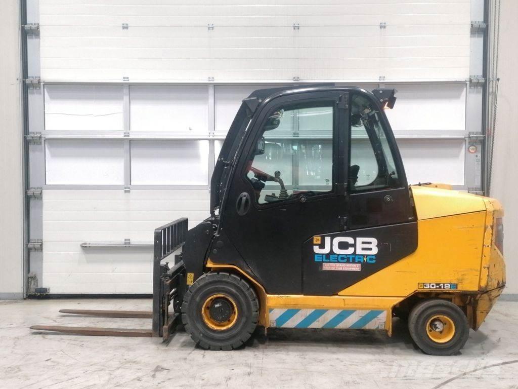 JCB TLT30-19E Телескопични товарачи