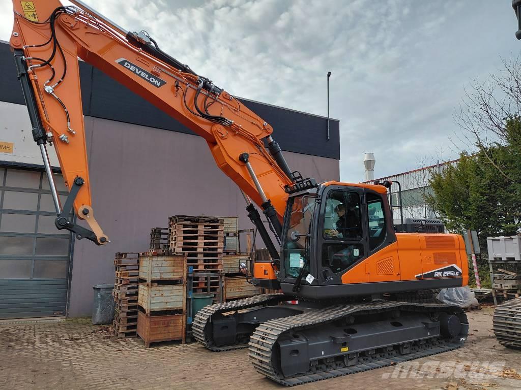 Doosan DX225LC-7 Верижен екскаватор