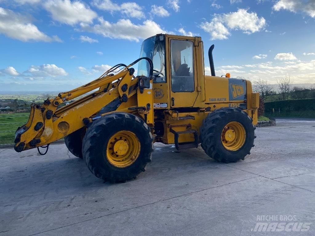 JCB 412 S Колесни товарачи