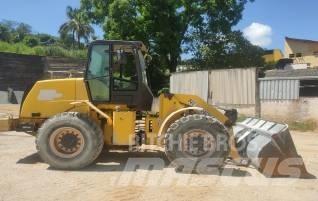 New Holland 12 D Колесни товарачи