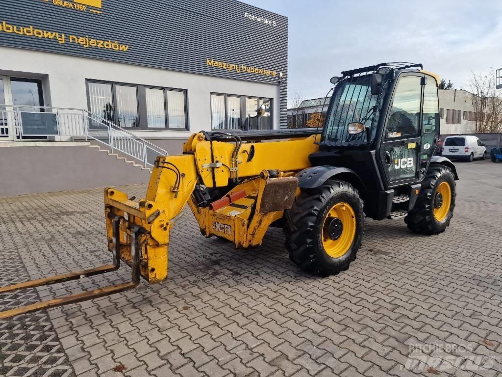 JCB 535-140 Телескопични товарачи
