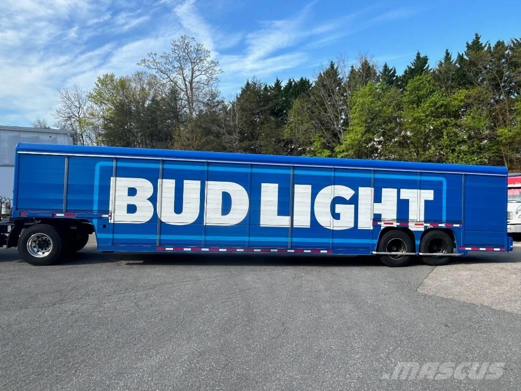 Mickey 22 Bay Ремаркета за напитки