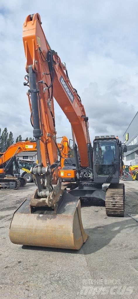 Doosan DX 225 LC-7 Верижен екскаватор