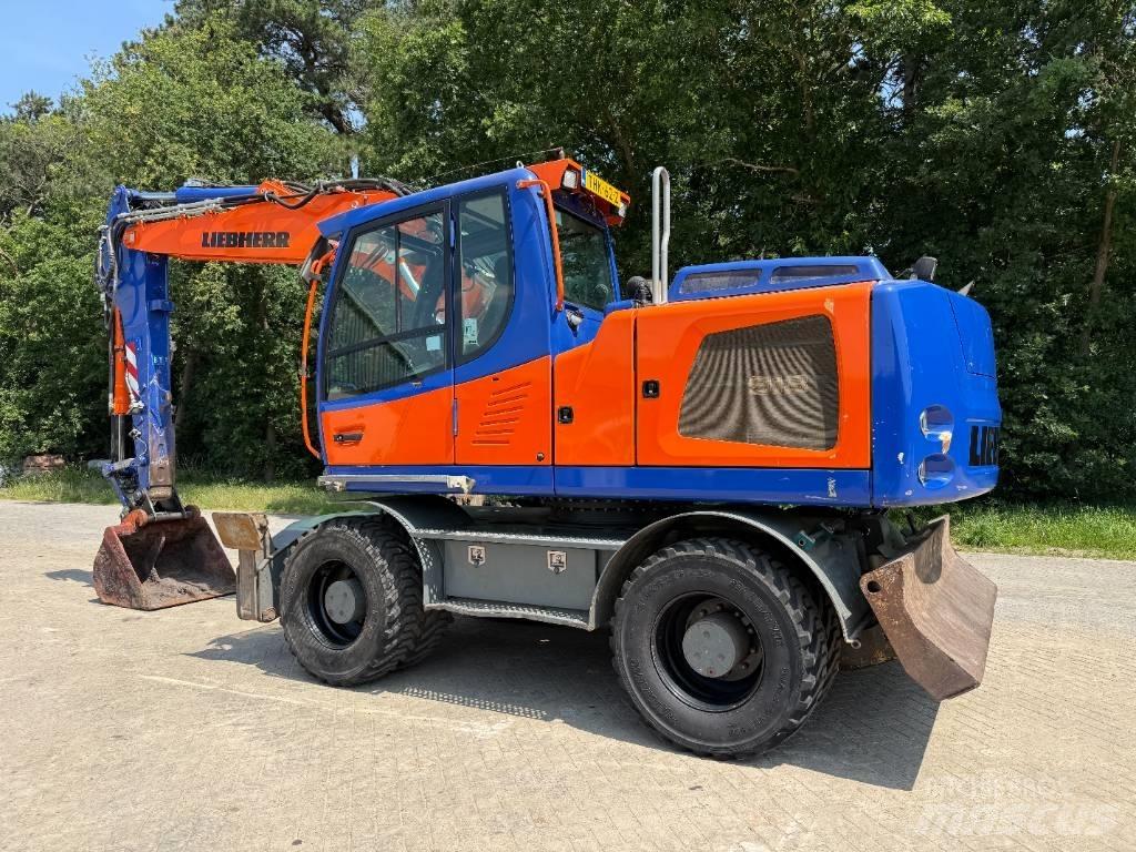 Liebherr A 918 Колесни екскаватори
