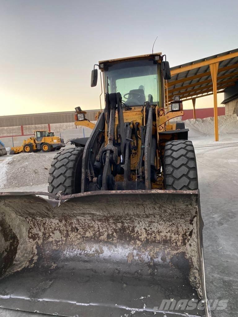 Volvo L 90 E Колесни товарачи