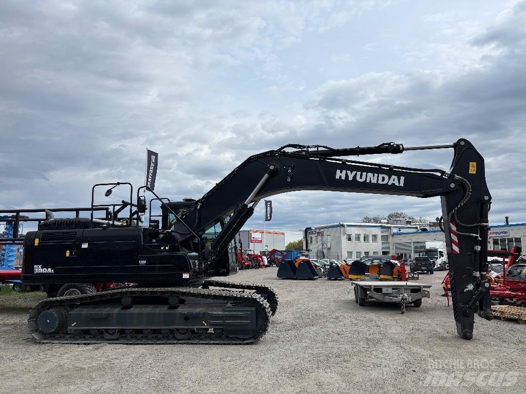 Hyundai HX300A L Верижен екскаватор