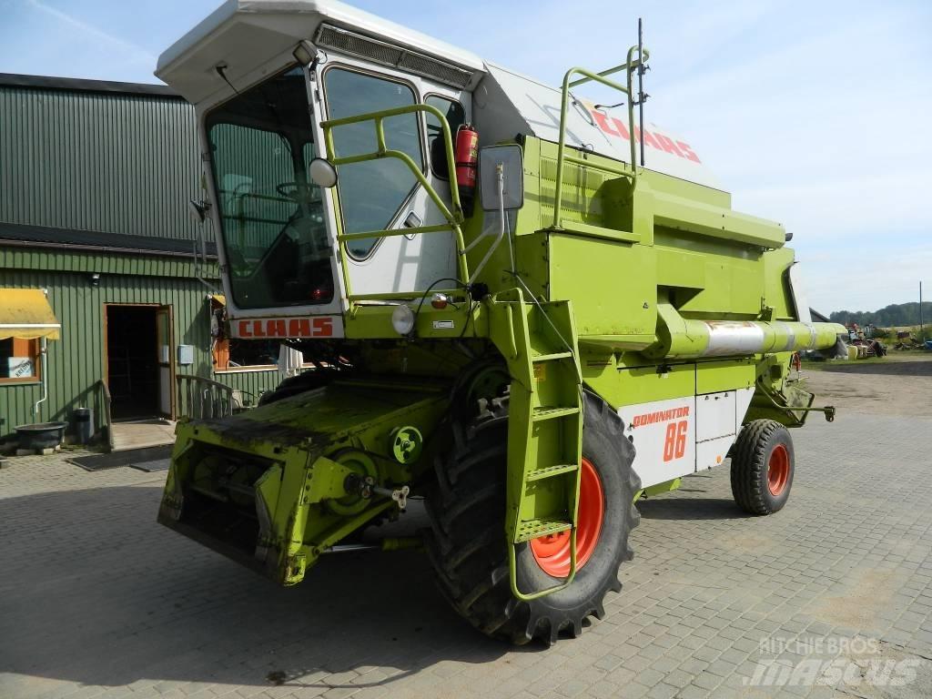 CLAAS Dominator 86 Комбайни