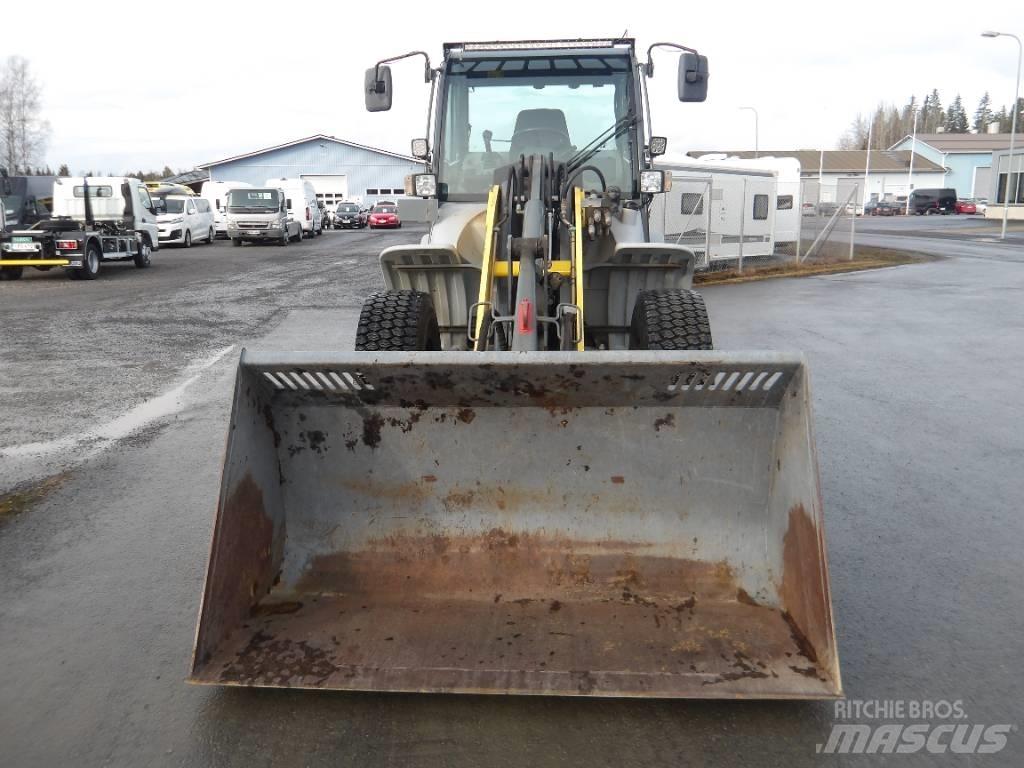 Kramer 8105 Колесни товарачи