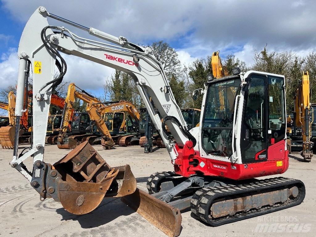 Takeuchi TB260 Мини екскаватори < 7 т