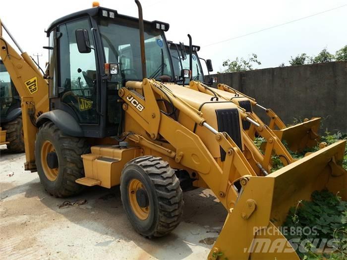 JCB 3 CX Товарач със заден ексватор