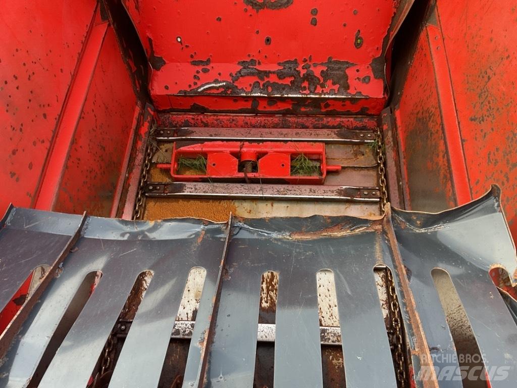 Kuhn Primor 3570 M Техника за разтоваране на силоз