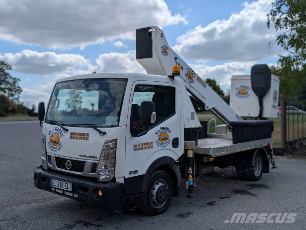 Nissan NT400 Моторизирани платформи с талига