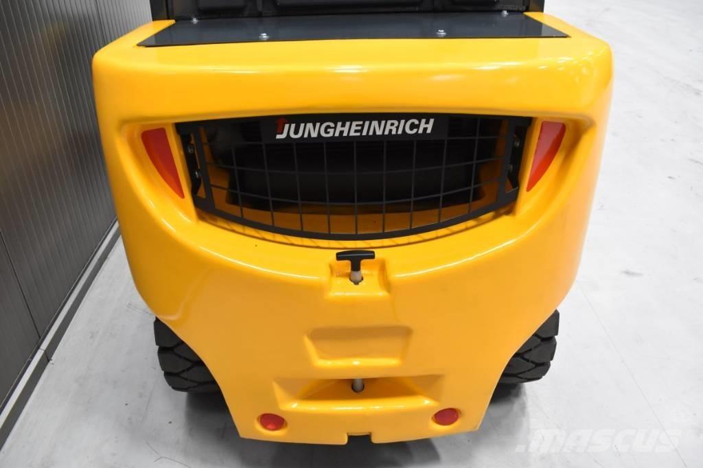 Jungheinrich DFG 435 Дизелови камиони