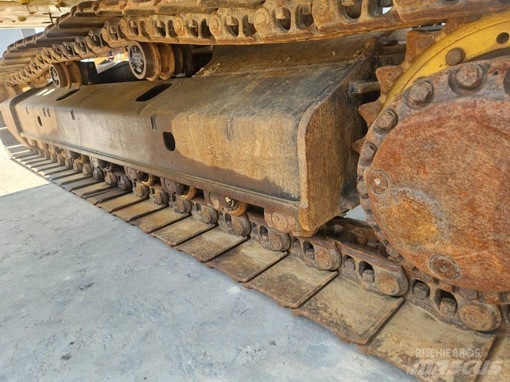 CAT 330 Верижен екскаватор