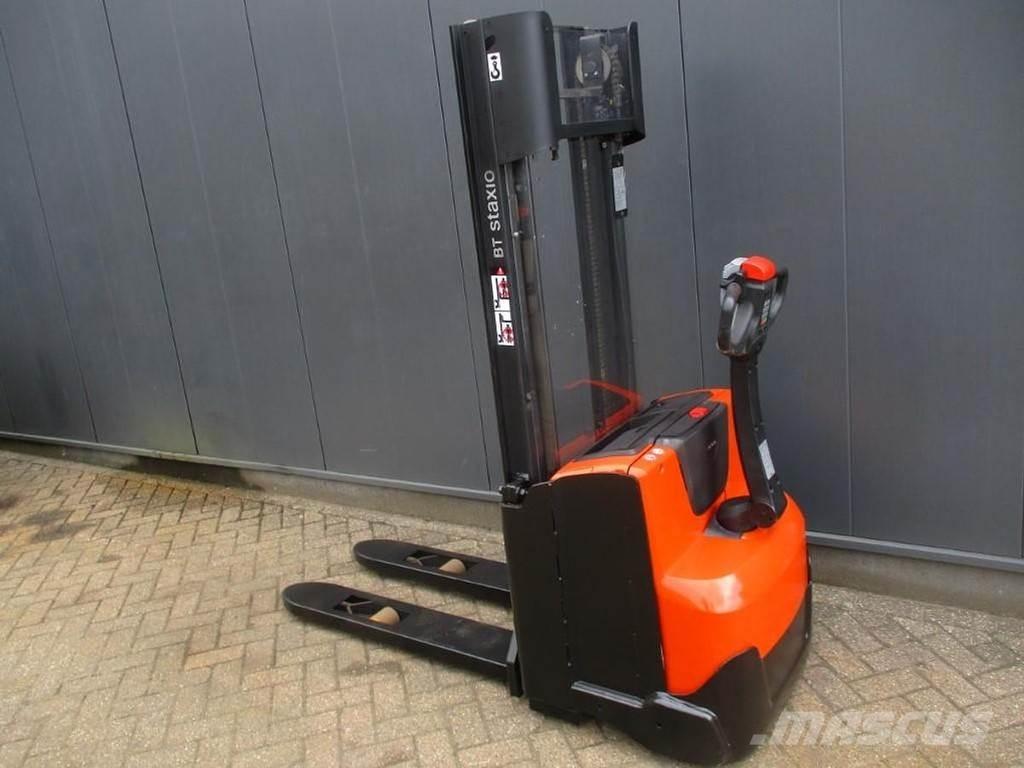 Toyota SWE 120 Колички високоповдигачи с теглич