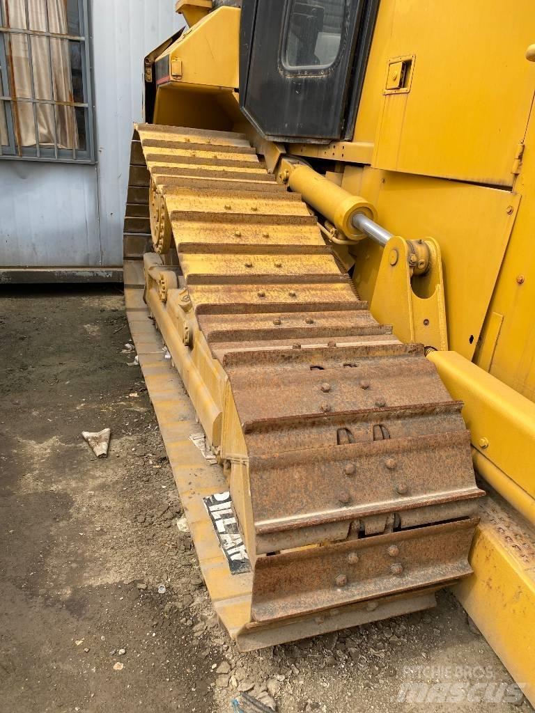 CAT D 5 M LGP Верижни булдозери
