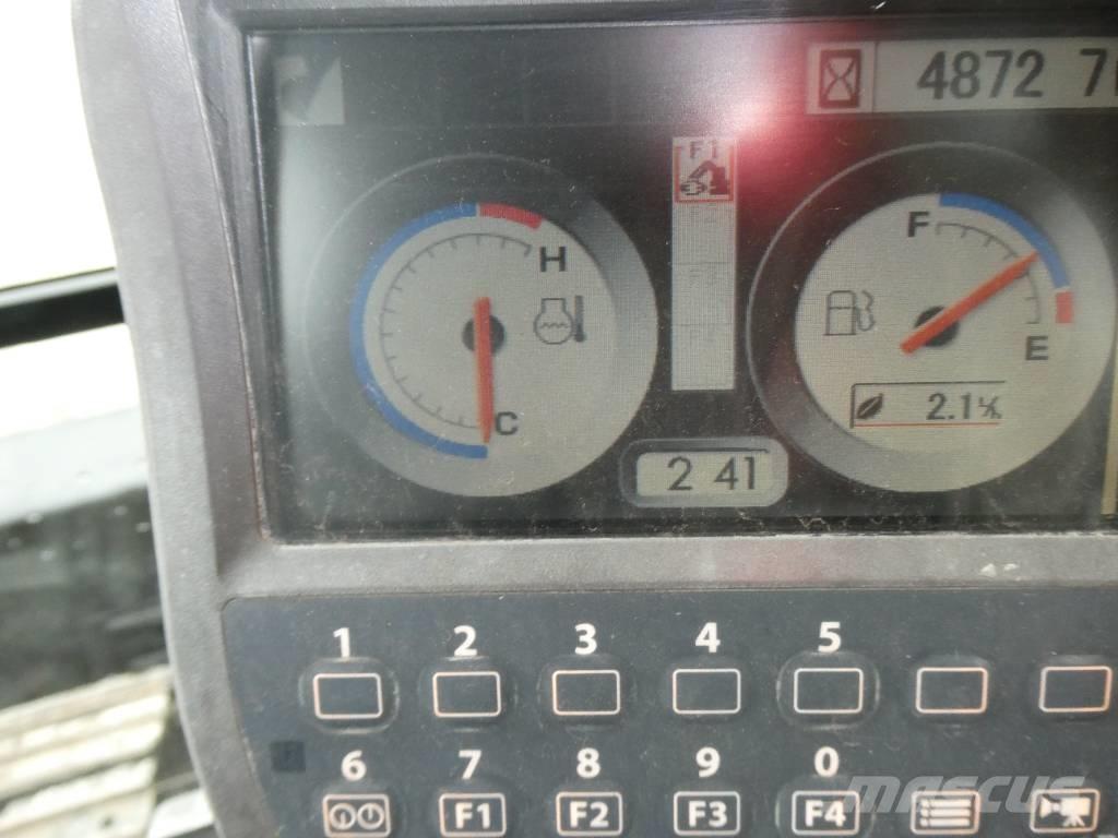 Hitachi ZX 135 US-3 Верижен екскаватор