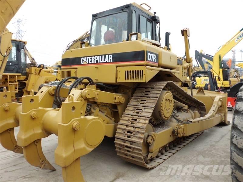 CAT D 7 R Верижни булдозери
