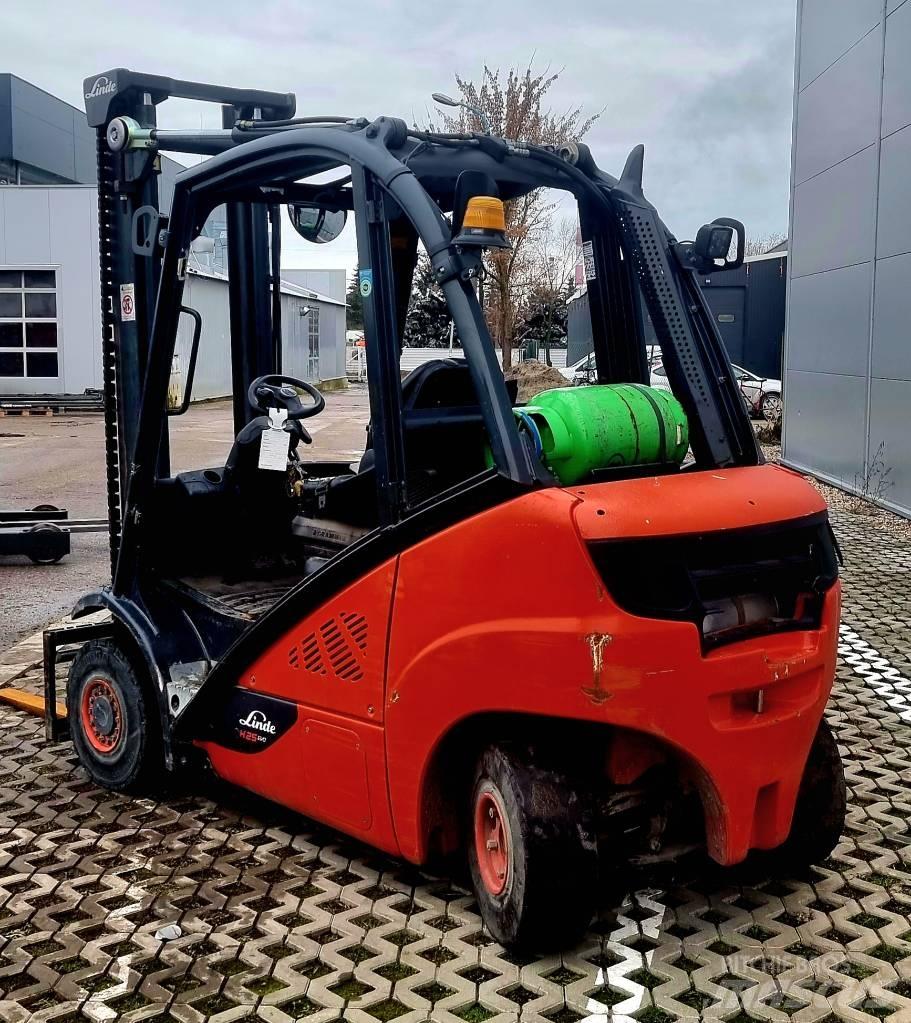 Linde H 25 T - 02 Камиони с АГУ