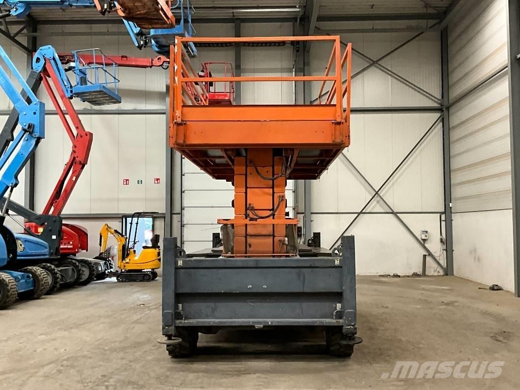 JLG 245-25 Ножични работни платформи