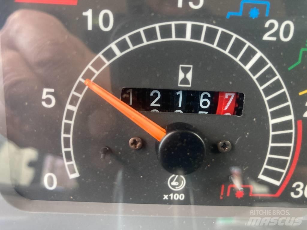 Case IH JX 80 Трактори