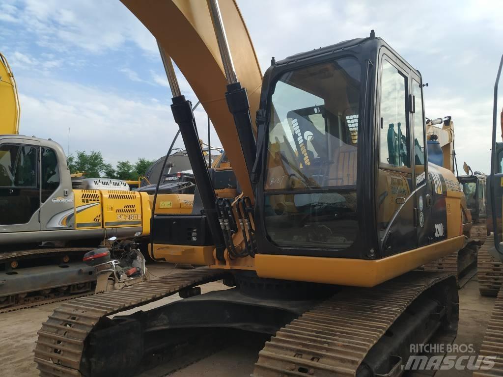 CAT 320 D Верижен екскаватор