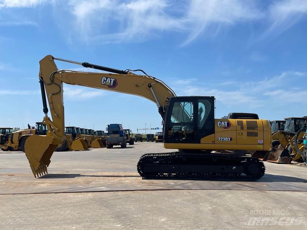 CAT 323D3 Верижен екскаватор