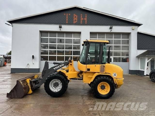 Volvo L 35 B Колесни товарачи