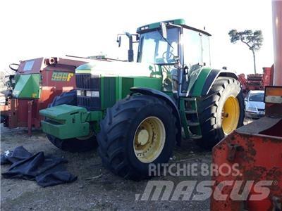 John Deere 7810 Трактори