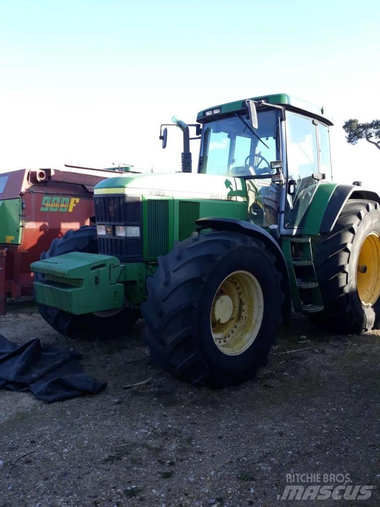 John Deere 7810 Трактори