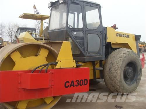 Dynapac CA30D Еднобарабанни ролки
