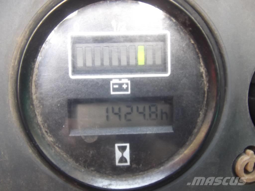 Linde L 12 V-2336 Самоходни товарачи
