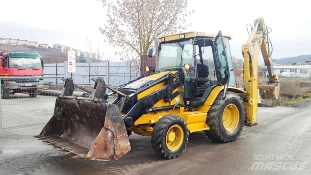 CAT 428D Товарач със заден ексватор