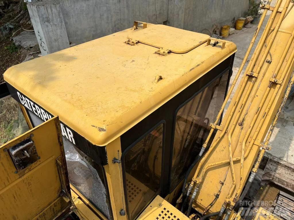 CAT 307 Верижен екскаватор
