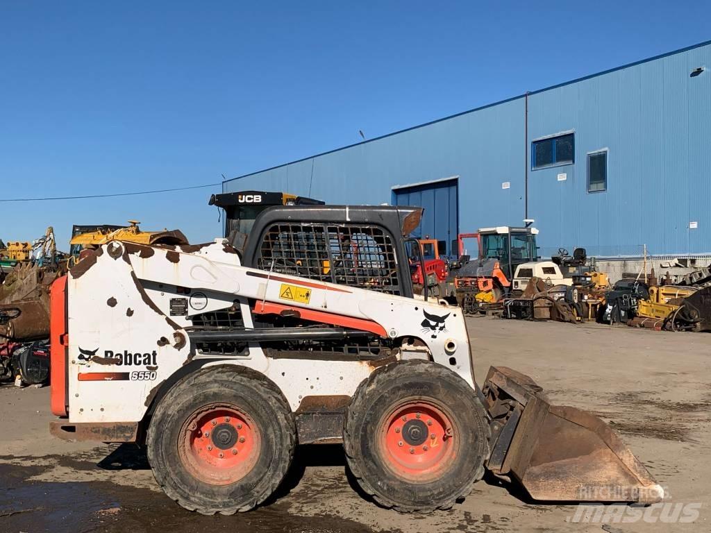 Bobcat S 550 Мини товарачи
