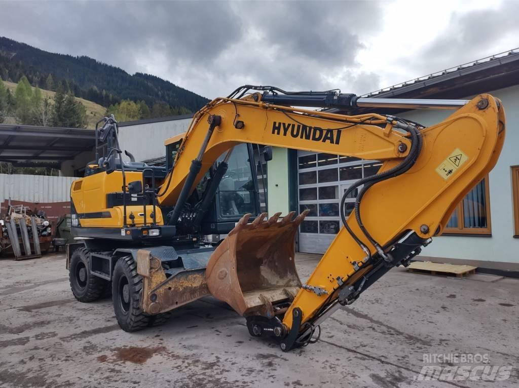 Hyundai HW140 Колесни екскаватори