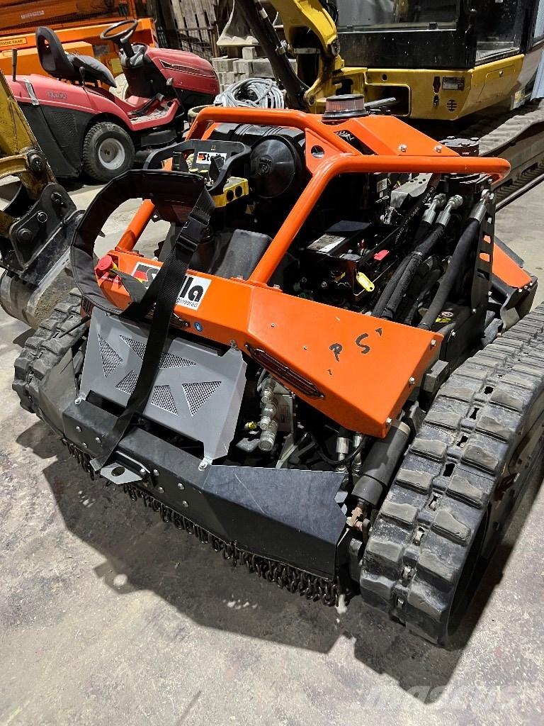  Stella URUS 100 Косачки роботи