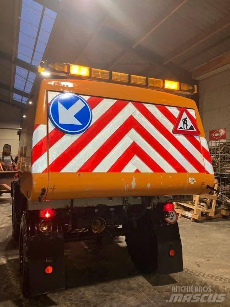Mercedes-Benz unimog Автоматични метачки с четки