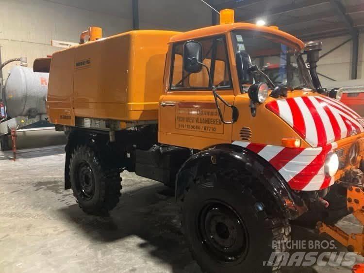 Mercedes-Benz unimog Автоматични метачки с четки