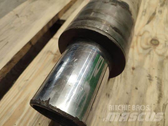 Merlo 40.25  actuator Стрели и рамена
